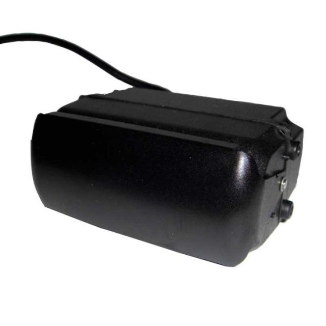 Rückfahrfarbkamera motorisch verstellbar, mit elektrischer Abdeckung